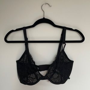 NWOT Victorias Secret 34DDD Demi